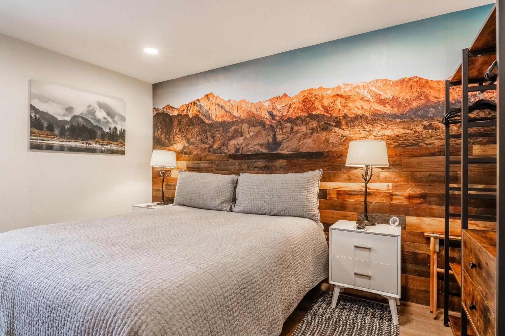 Fully Renovated! St Anton #17 Ski In Ski Out 1 Bedroom 1 Bathroom Condo! Sleeps Up To 4! Мамът Лейкс Екстериор снимка